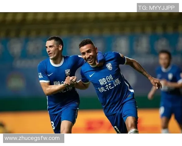 武汉足球队在世界锦标赛中的团队协作表现分析与点评